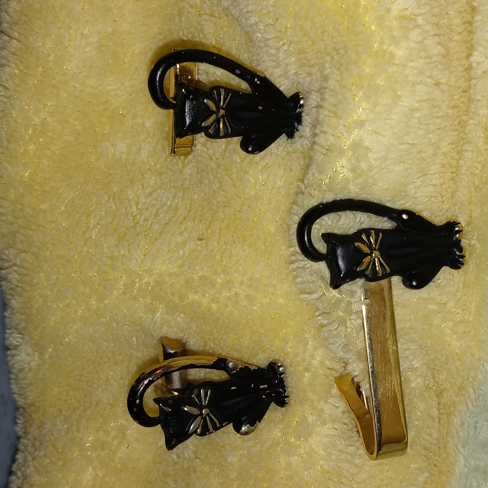 Enameled Cat Cufflinks & Tie Clip Jewelry